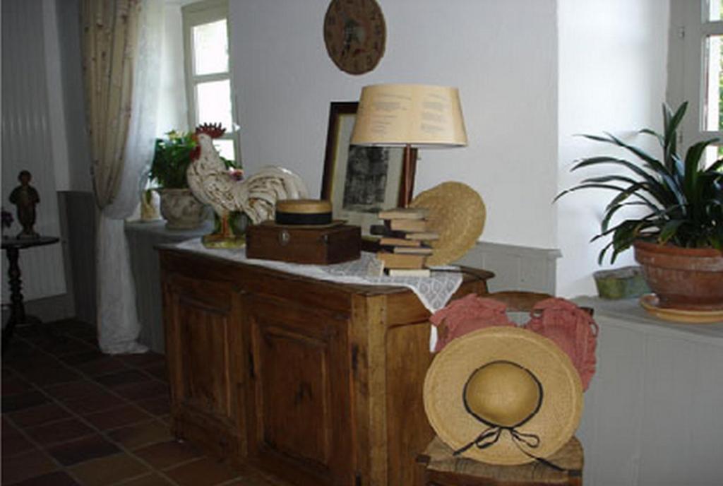 Blanzac  Au Bon Gre D'Hugoline B&B 외부 사진