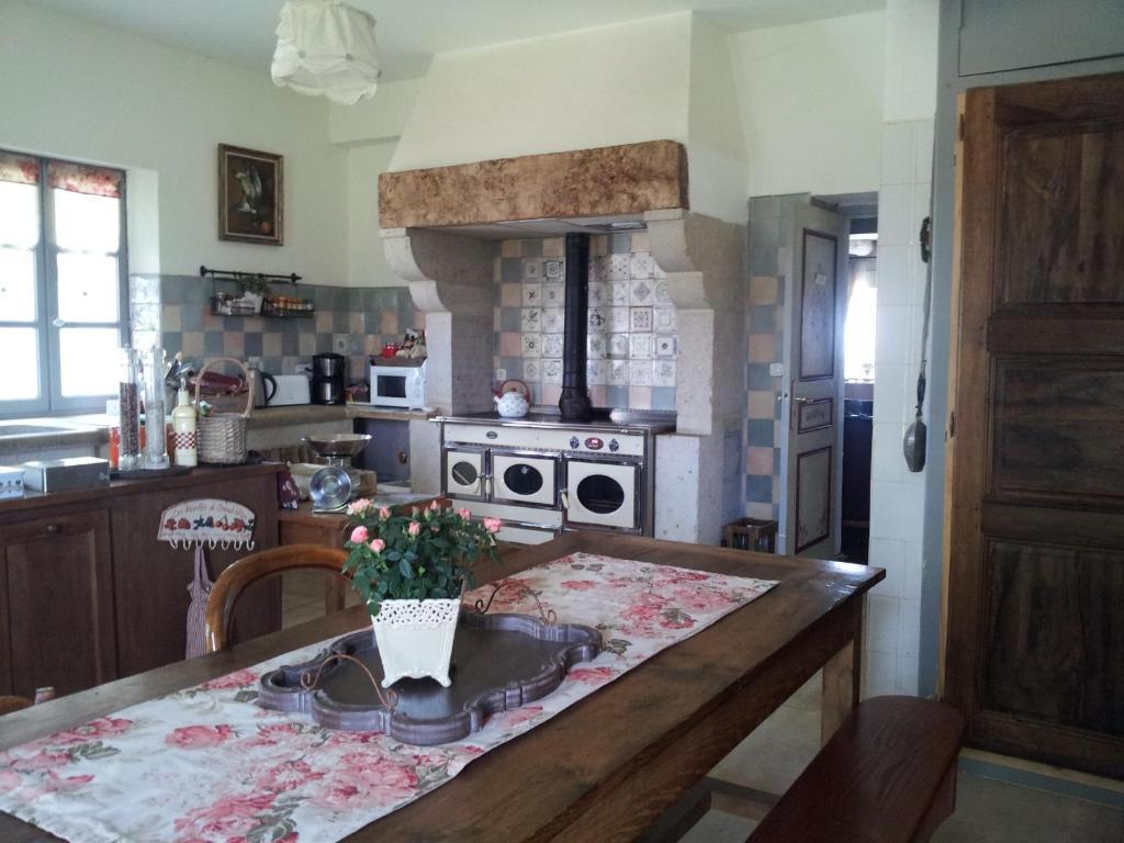 Blanzac  Au Bon Gre D'Hugoline B&B 외부 사진